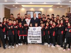 Yalova’da 6-10 Mart tarihleri arasında düzenlenecek Budokaido Kata ve Kumite Türkiye şampiyonasına katılacak